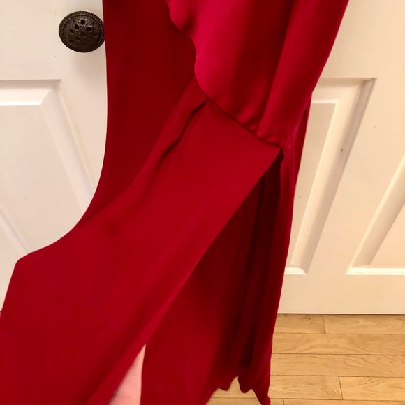 NWT Haute Hippie scarlet silk gown. - Picture 2 of 5